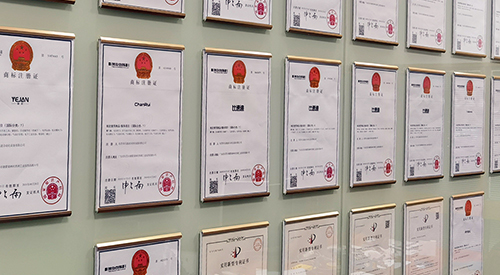 自動送料拉釘機